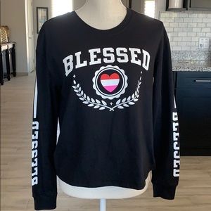 Hybrid brand, long sleeve black tee